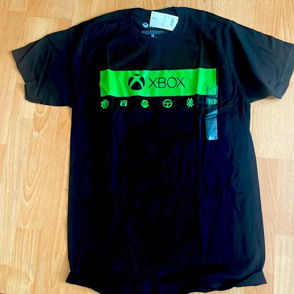 Xbox logo black shirt